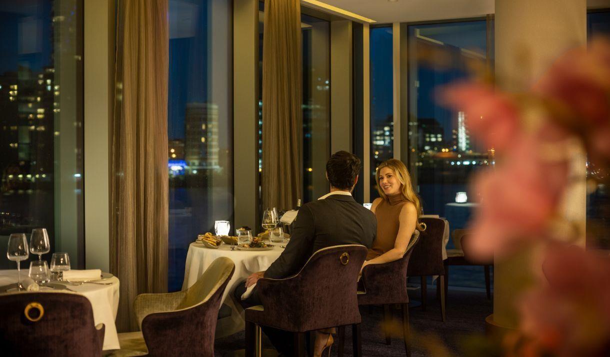 Kinaara, a stylish, fresh and fragrant contemporary Indian Fine Dining restaurant with views across the Canary Wharf Skyline and River Thames