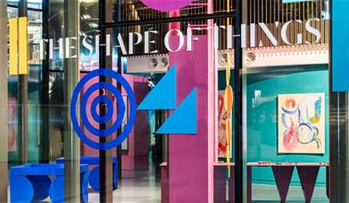 An evening of convivial conversation with Simone Brewster, one of the leading voices in contemporary design