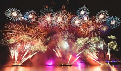 Celebrate the New Year on the River Thames