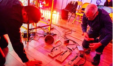 Interrogating the Noise: Gallery Sound