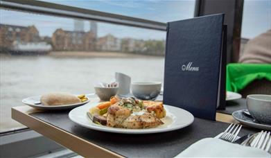 A unique and memorable way to explore the capital with good food and great views