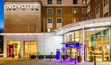 Novotel London Greenwich Entrance