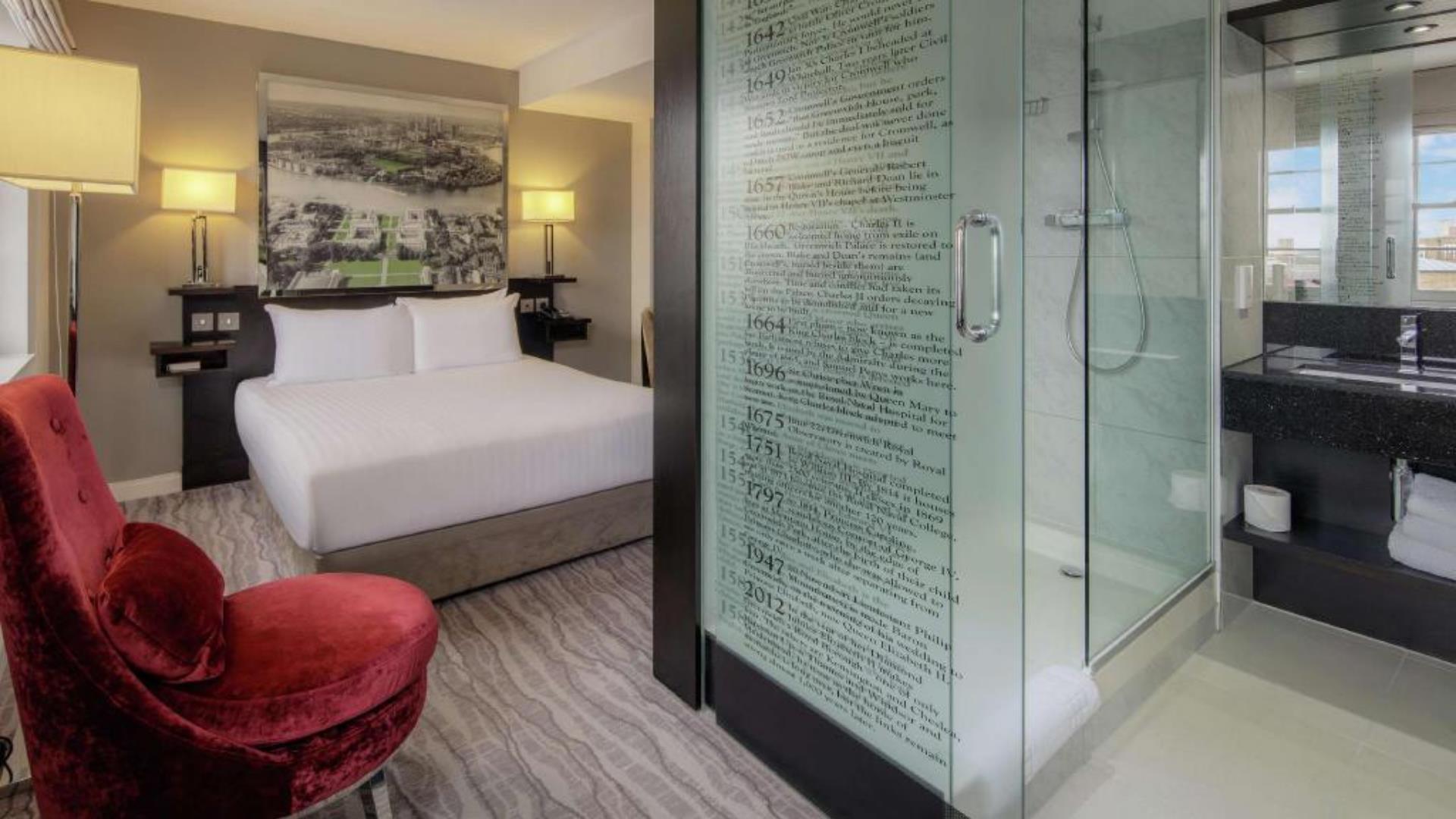 A stunning room at the DoubleTree by Hilton London Greenwich hotel, with Greenwich-themed decor.