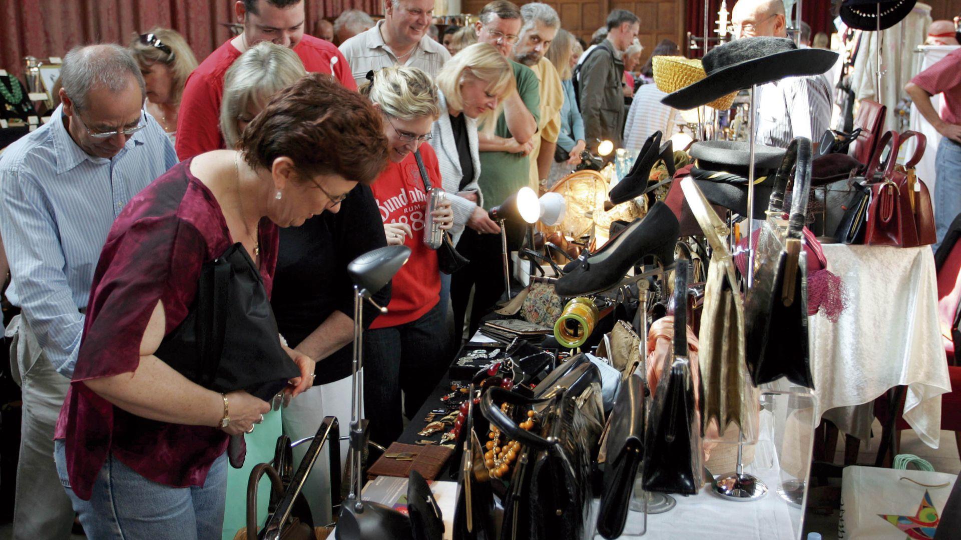 People in Eltham Palace are browsing second-hand