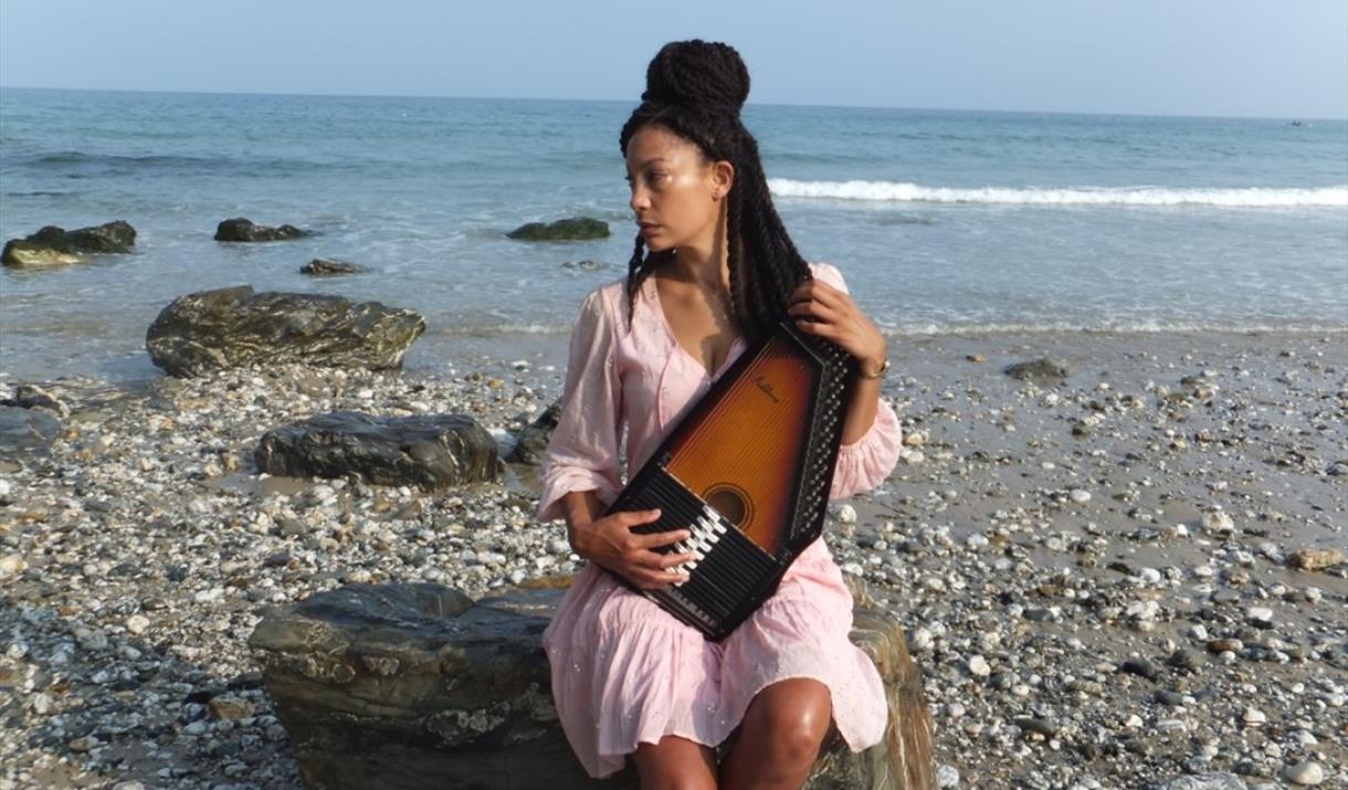 Blackheath Halls: Angeline Morrison