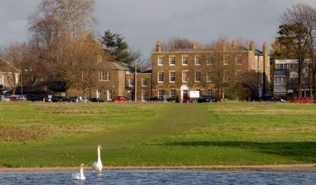 Blackheath Historic Society Walk takes you over the east quartile of Blackheath.