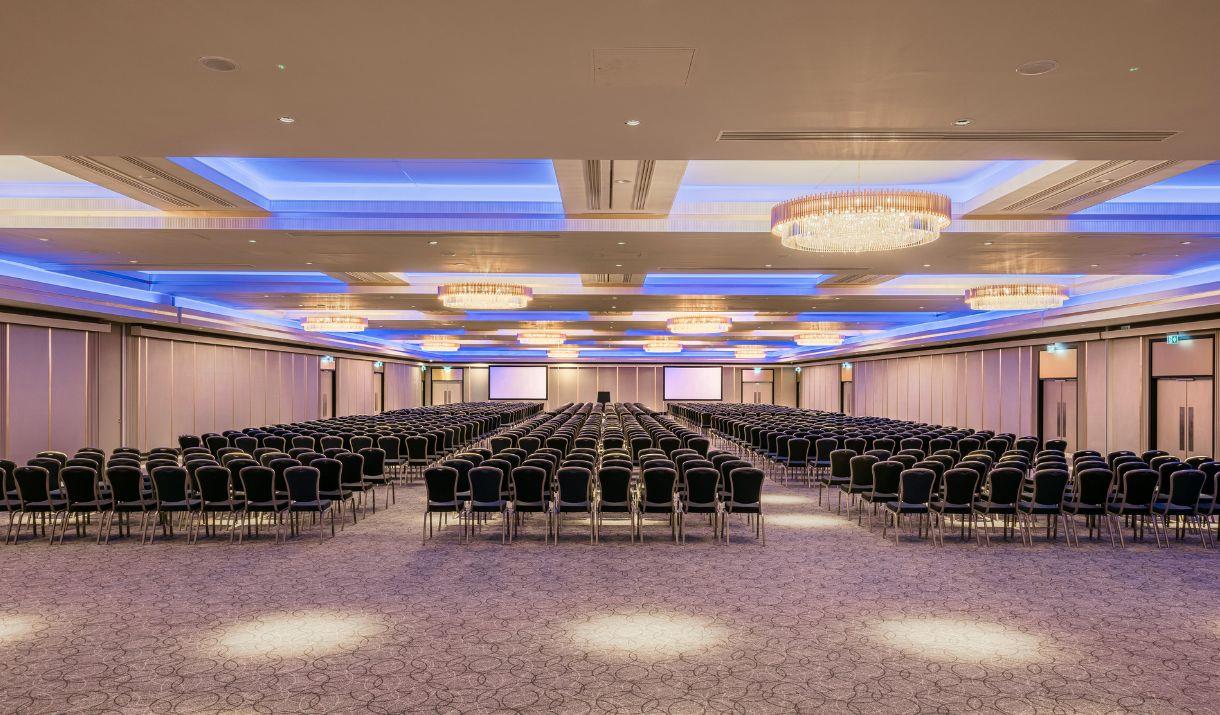 Peninsula Ballroom Theatre Set-up