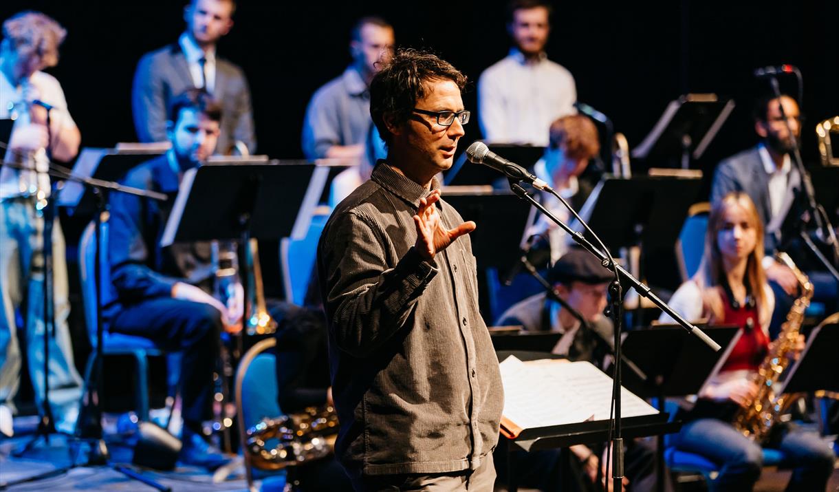 Trinity Laban's Hans Koller presents a moving performance of Laß dir diesen Psalm gefallen, based on the religious poetry of his late father Dietrich