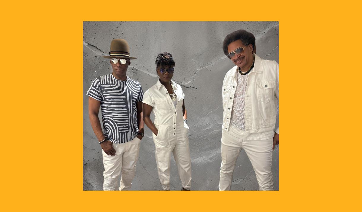 Enjoy live music with Loose Ends, Janet Kay MBE and Alex Charles ahead of the Jerk Cookout weekend!
