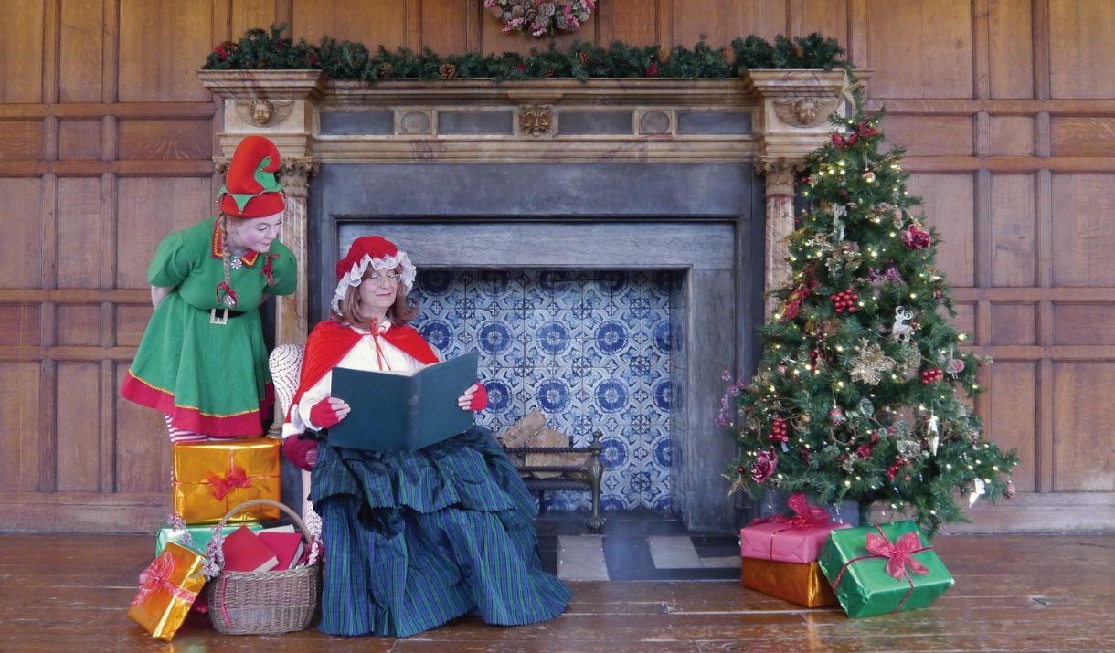 Join Mrs Claus and her elves for captivating storytelling, icing gingerbread biscuits and creating your own masterpiece decoration to take home for yo