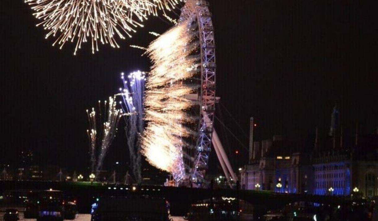 London's New Year's Eve dinner cruise on the River Thames!