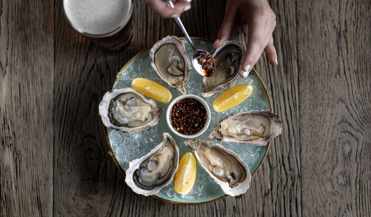 whether you like them hot or cold, native or rock, pimped or natural the pub has got something for every oyster lover!