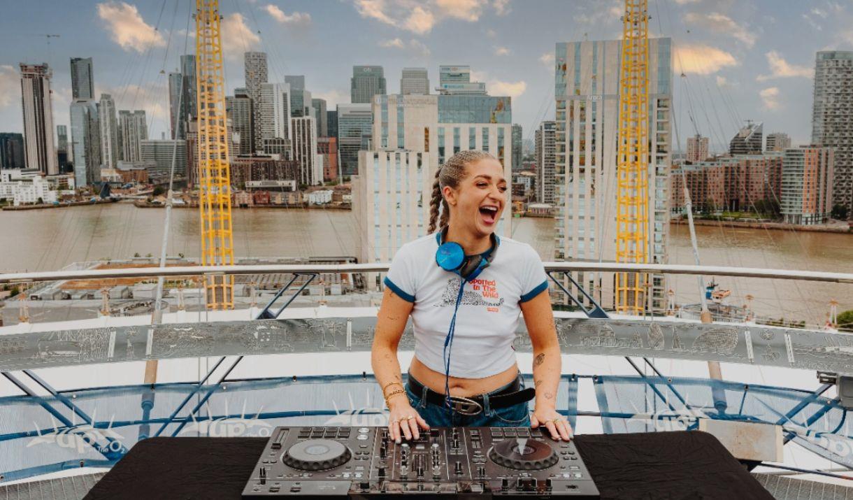 Silent Disco with KISS FM’s DJ Harriet Rose