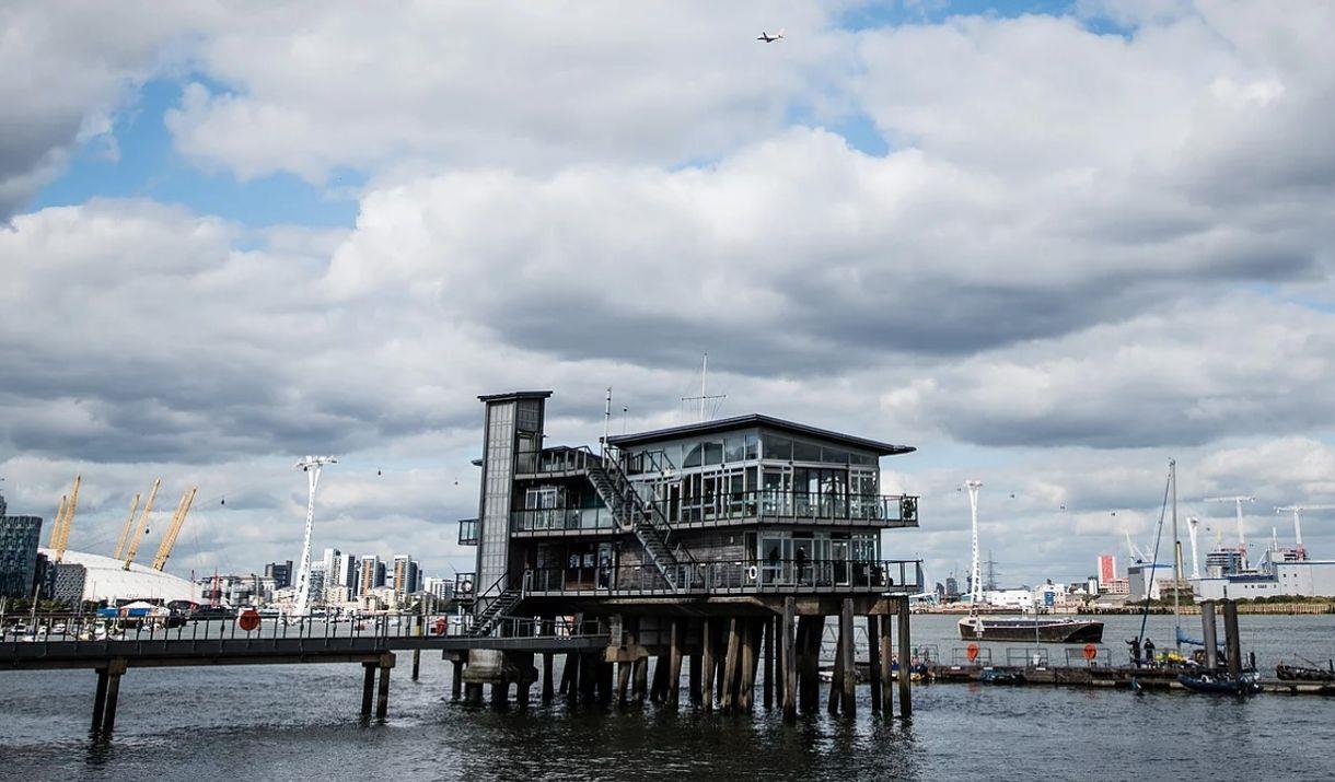 greenwich yacht club mooring fees