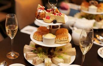 Festive Afternoon Tea at DoubleTree by Hilton London Greenwich