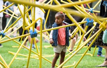 If you’re a local resident, pop along to Twinkle Parkmand experience powerful dance theatre, family friendly circus and interactive performance art.