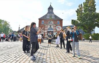 This Summer, come down to Woolwich Works for comedy, kids shows, art, food festivals, live music and more!