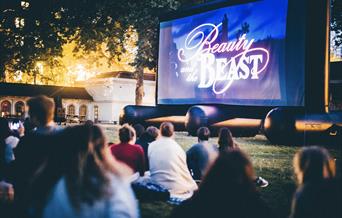 Pop Up Screens Summer Season