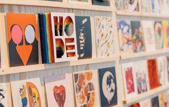 War Child presents Secret 7”, the anonymous charity record sale where leading names from the worlds of music and art collaborate to produce 700 one-of