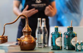 A London tasting experience like no other, where chocolate connoisseurs and gin enthusiasts