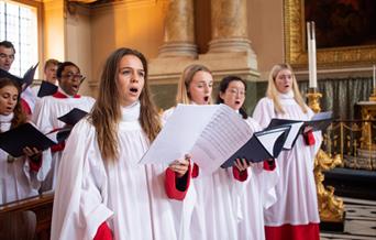 Join the Old Royal Naval College Trinity Laban Chapel Choir in a joyful performance in celebration of the festive season
