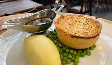 Thursday: Pie & Pint