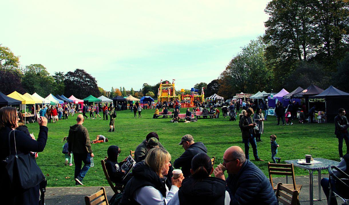 Celebrare autumn with maker and food markets, kids’ fun, and musical performances
