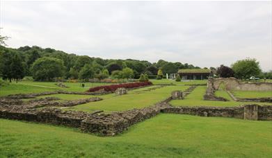 Image is showing a large section of ruins inside Lesnes Abbey Woods Park.