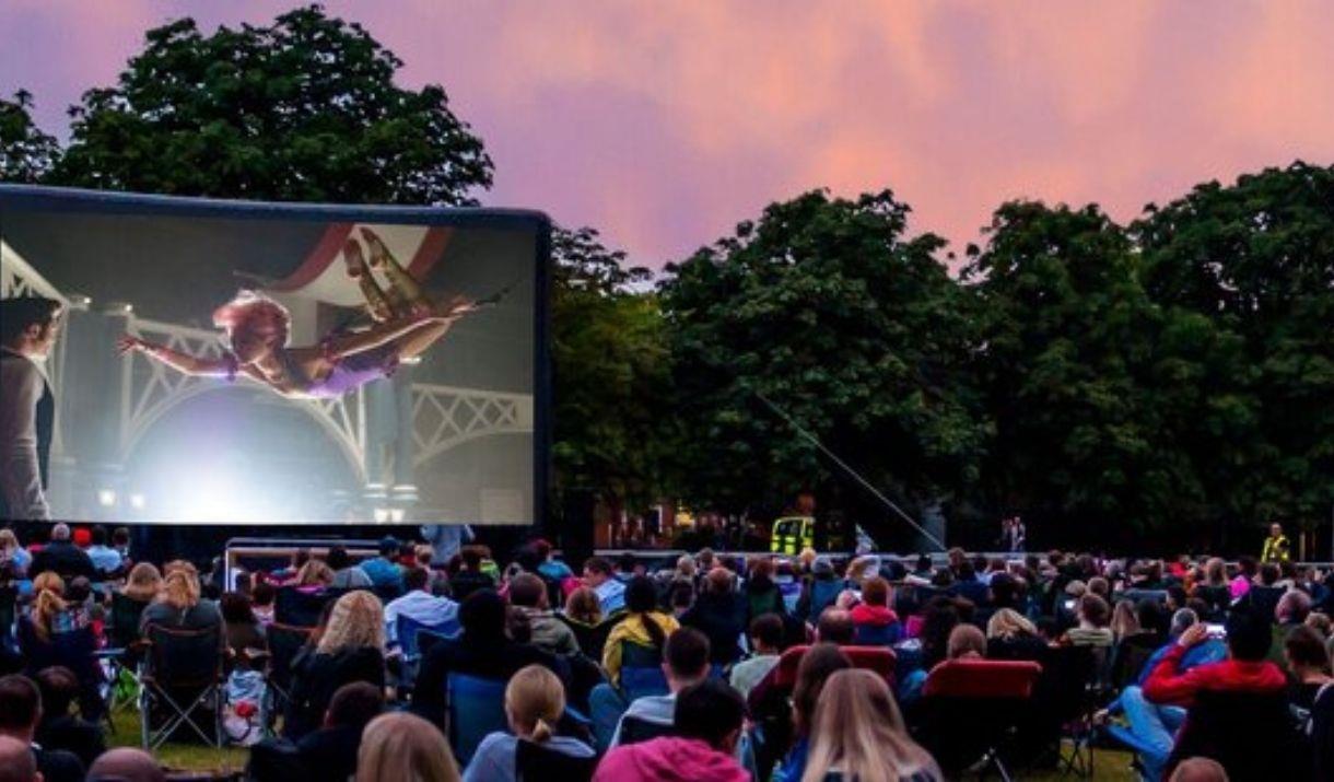 The Luna Cinema is returning to Old Royal Naval College with a line-up of classic and feel-good films to make your summer. 