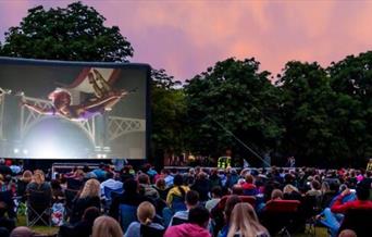 The Luna Cinema is returning to Old Royal Naval College with a line-up of classic and feel-good films to make your summer. 