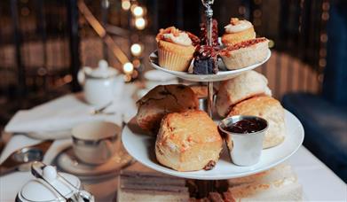 Traditional Afternoon Tea at DoubleTree by Hilton London Greenwich