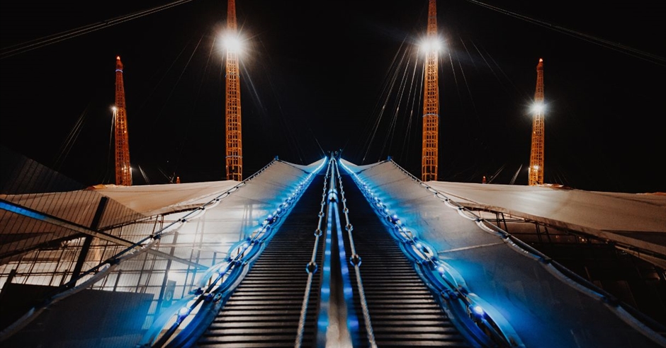 O2 Greenwich Walk Up at The O2: Twilight Climb - Experience in Greenwich Peninsula ...