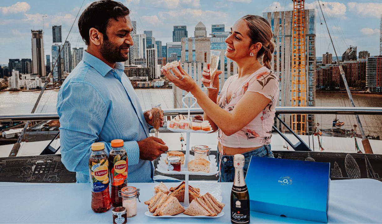 Set atop the world-famous venue, Up at The O2 climbers will be treated to a beautiful selection of precisely cut sandwiches, freshly baked scones, del Set atop the world-famous venue, Up at The O2 climbers will be treated to a beautiful selection of precisely cut sandwiches, freshly baked scones, del